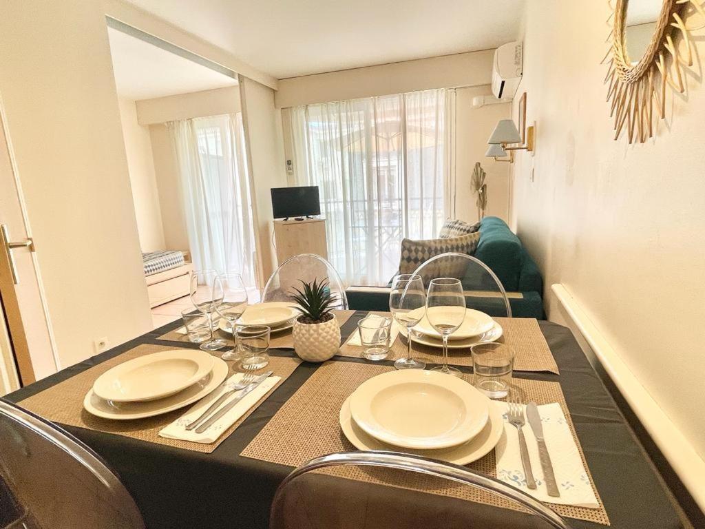Les Rivages 2P Terrasse Parking Apartment Menton Exterior photo